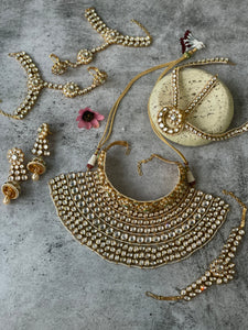 Heavy Bridal Kundan Jewellery Complete Set