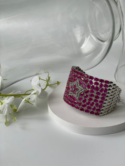 Pink Synthetic Stone Bracelet with Star Zircon Motif