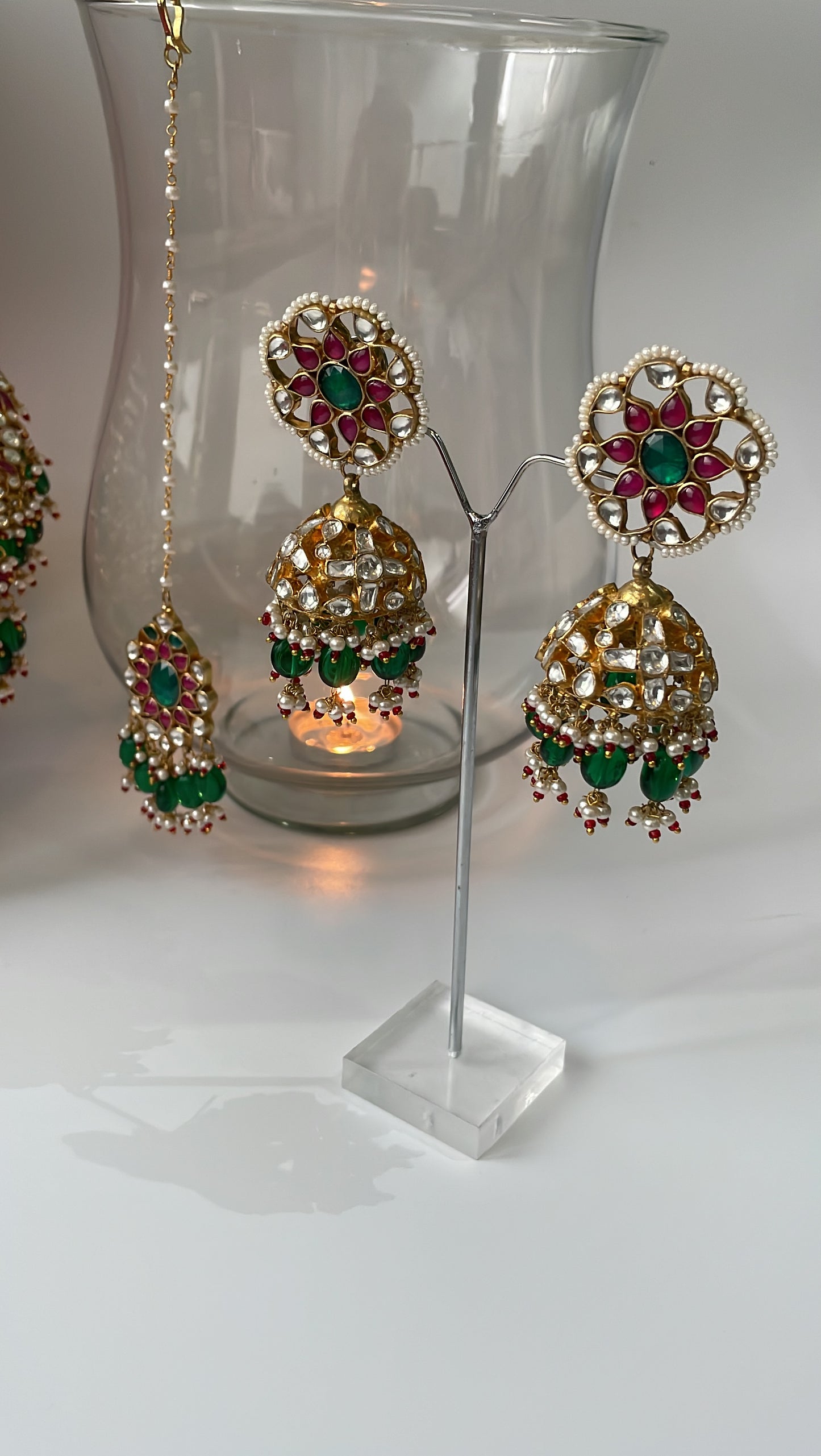 Ethnic Pacchi Kundan Stone Studded Necklace Set with Maang Tikka