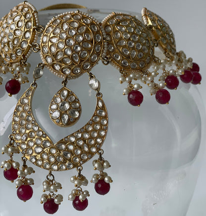 White Kundan Choker Set With Red Beads