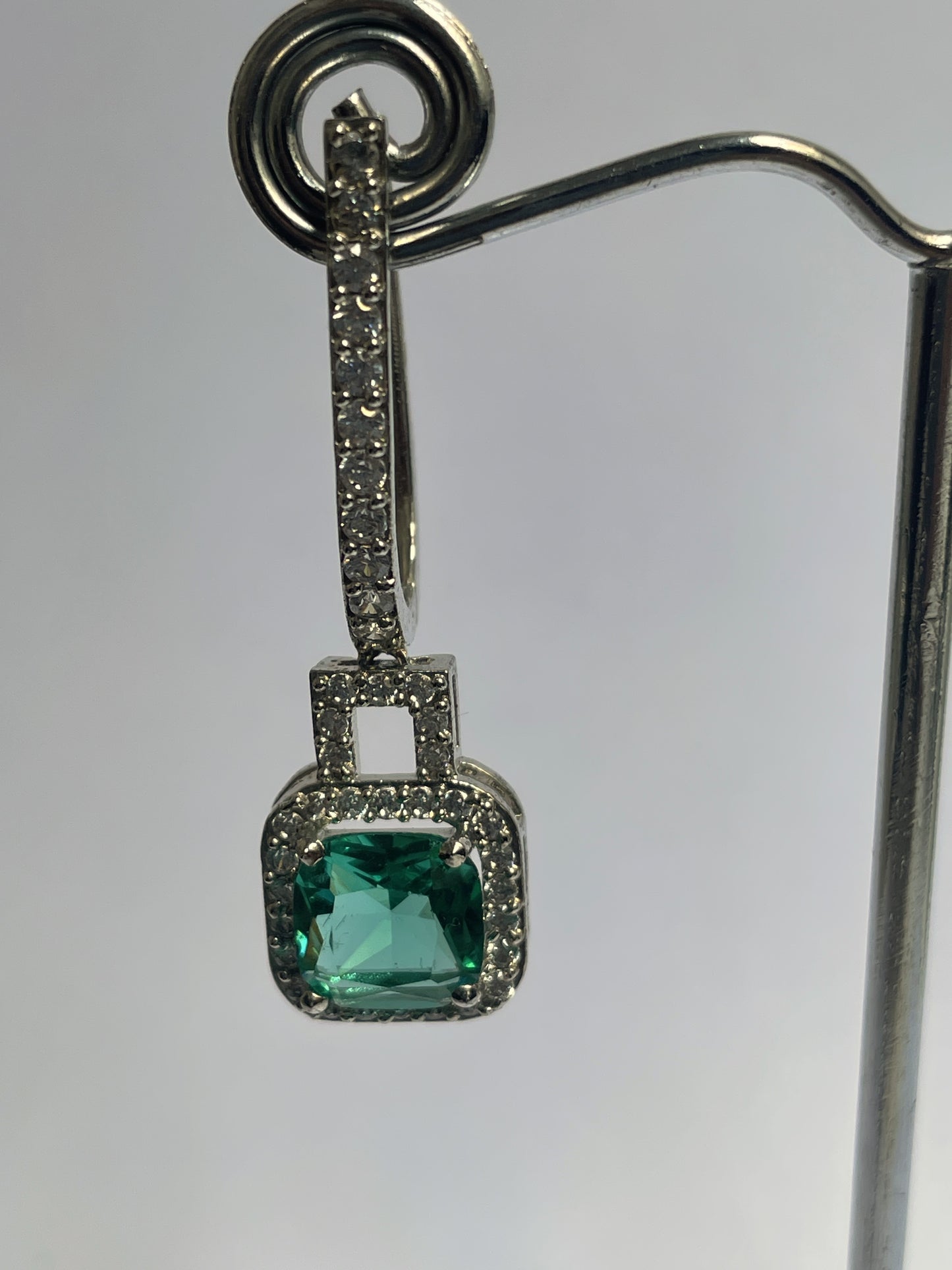Simple Crystal Danglers