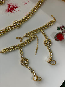 Kundan Complete Bridal Set with Long Necklace, Choker, Mathapatti and Hathphool