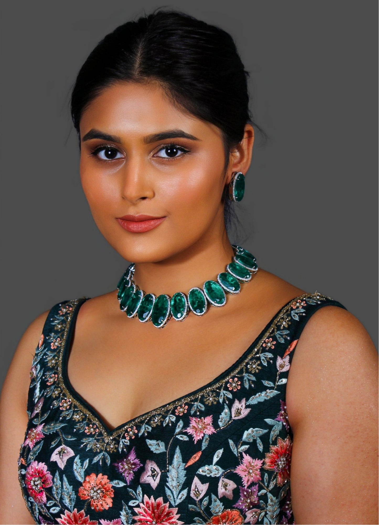 Green Graduating Doublet and Zircon Necklace Set