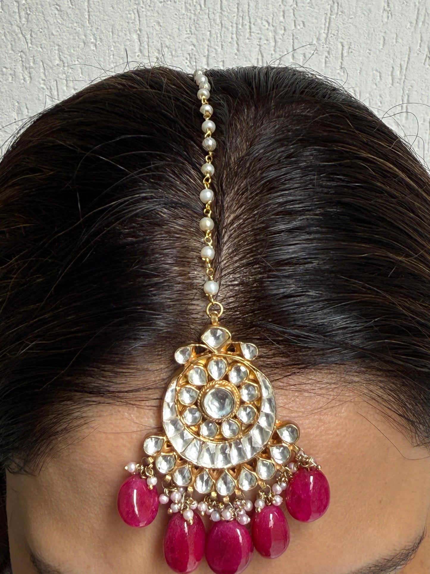Ethnic Kundan Set with Red Beads and Maang Tikka