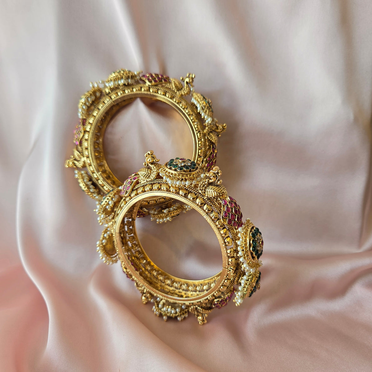 Multicolour Kundan Regal Traditional Bangle