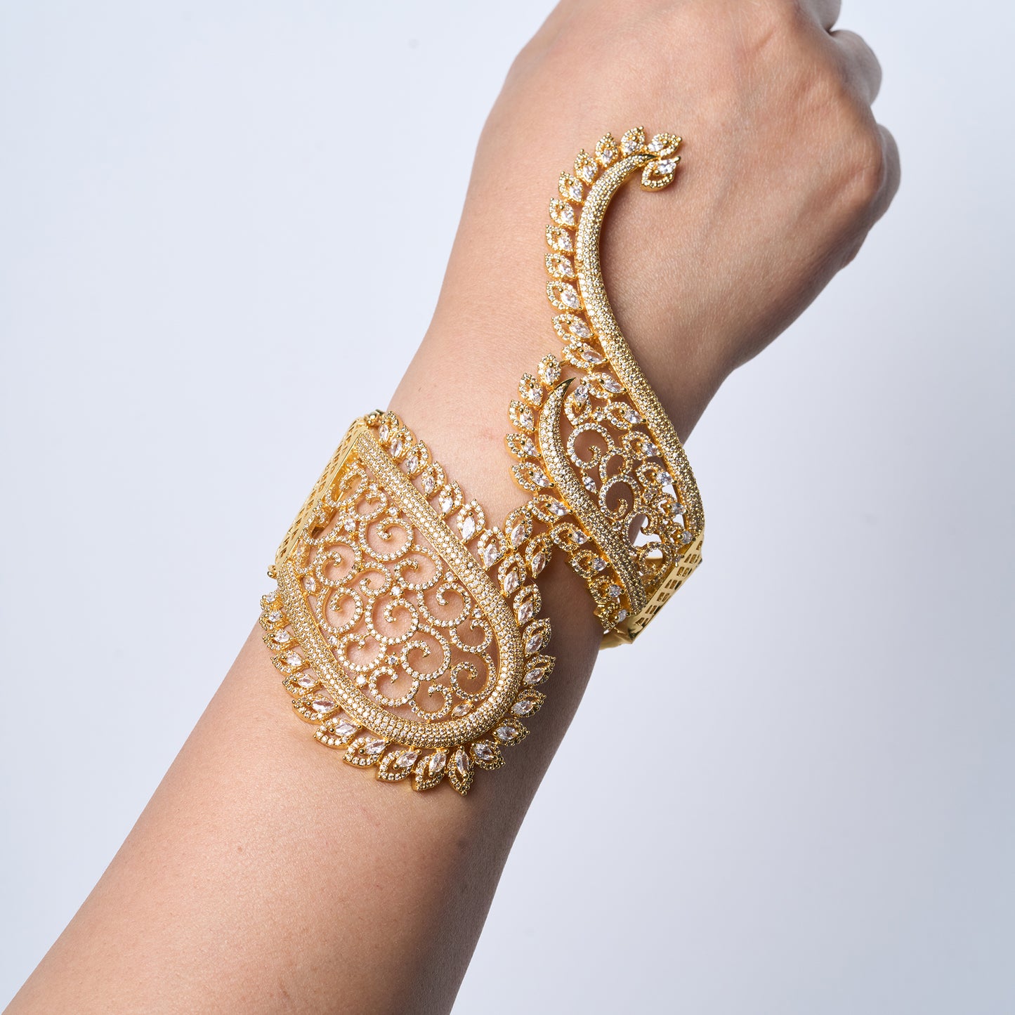Royal Zircon Diamonds Cuff Bracelet