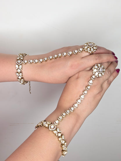 Traditional Kundan Haath Phool