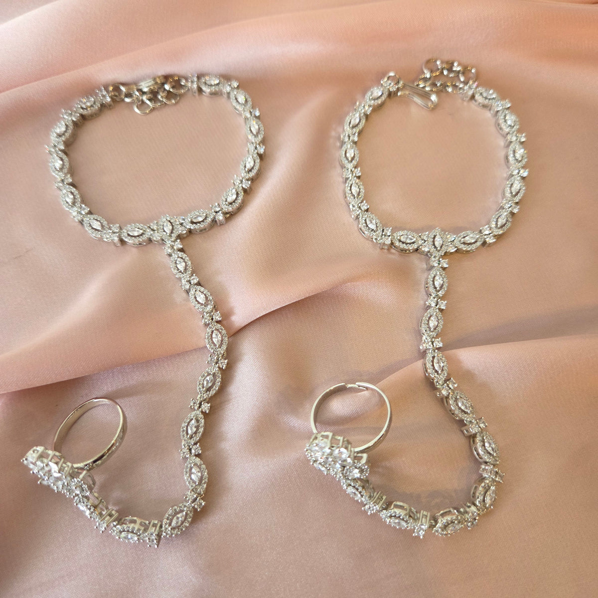 Silver American Diamond (CZ) Haathphool Set