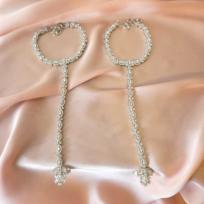 Silver American Diamond (CZ) Haathphool Set