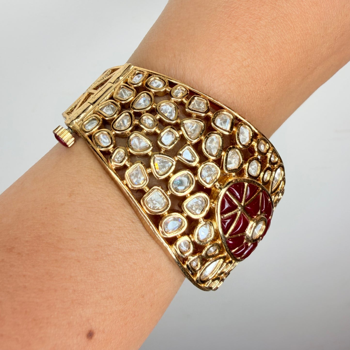 Red Stone Studded Single Bangle Bracelet