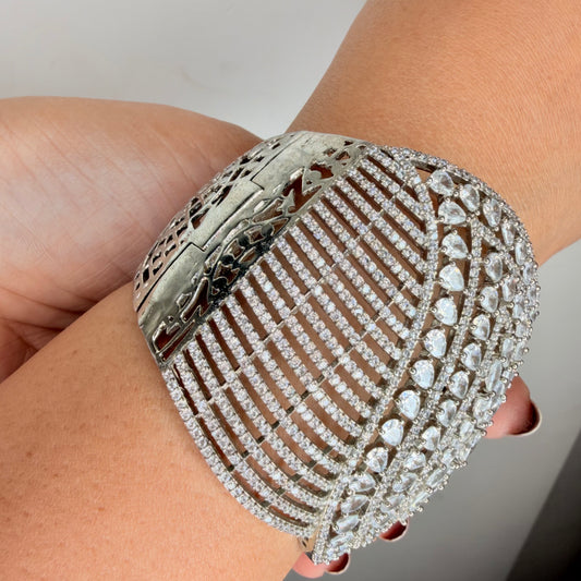 Broad and Bold Zircon Openable Bracelet