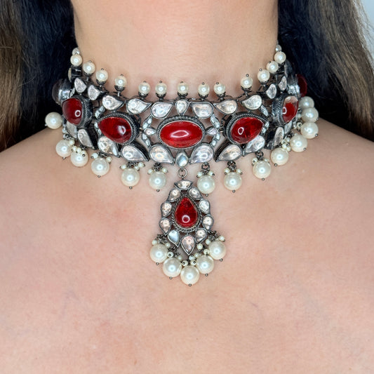 Black Finish Chunky Red Stone with Kundan and Pearls Necklace Set