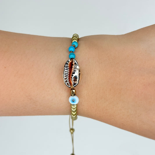Sea Shell Thread and Beaded Bracelet
