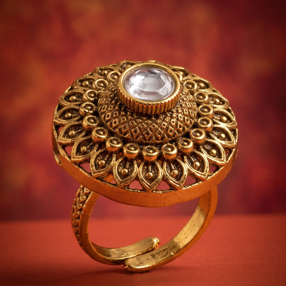 Gold Filigree Kundan Ring