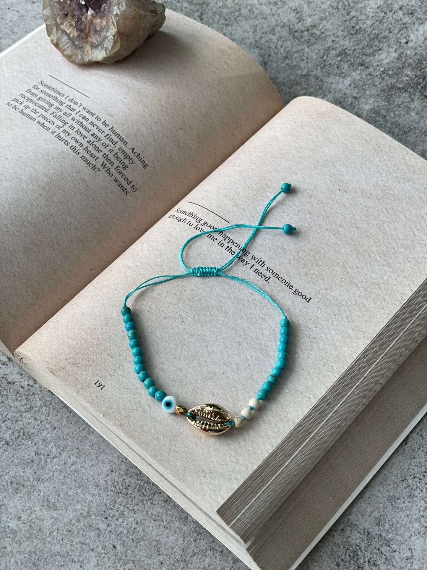 Sea Shell Thread and Beaded Bracelet