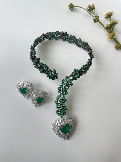 Regal Emerald Zircon Necklace Set with Heart Center Motif