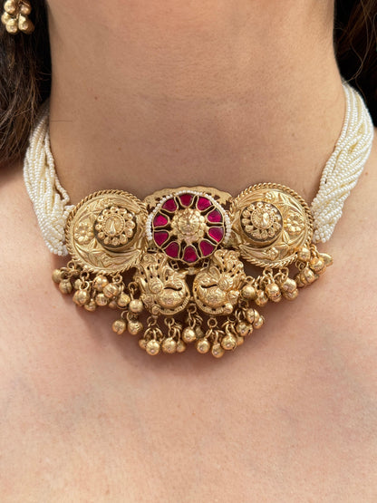 Temple Motif Traditional Necklace Set with Pearls