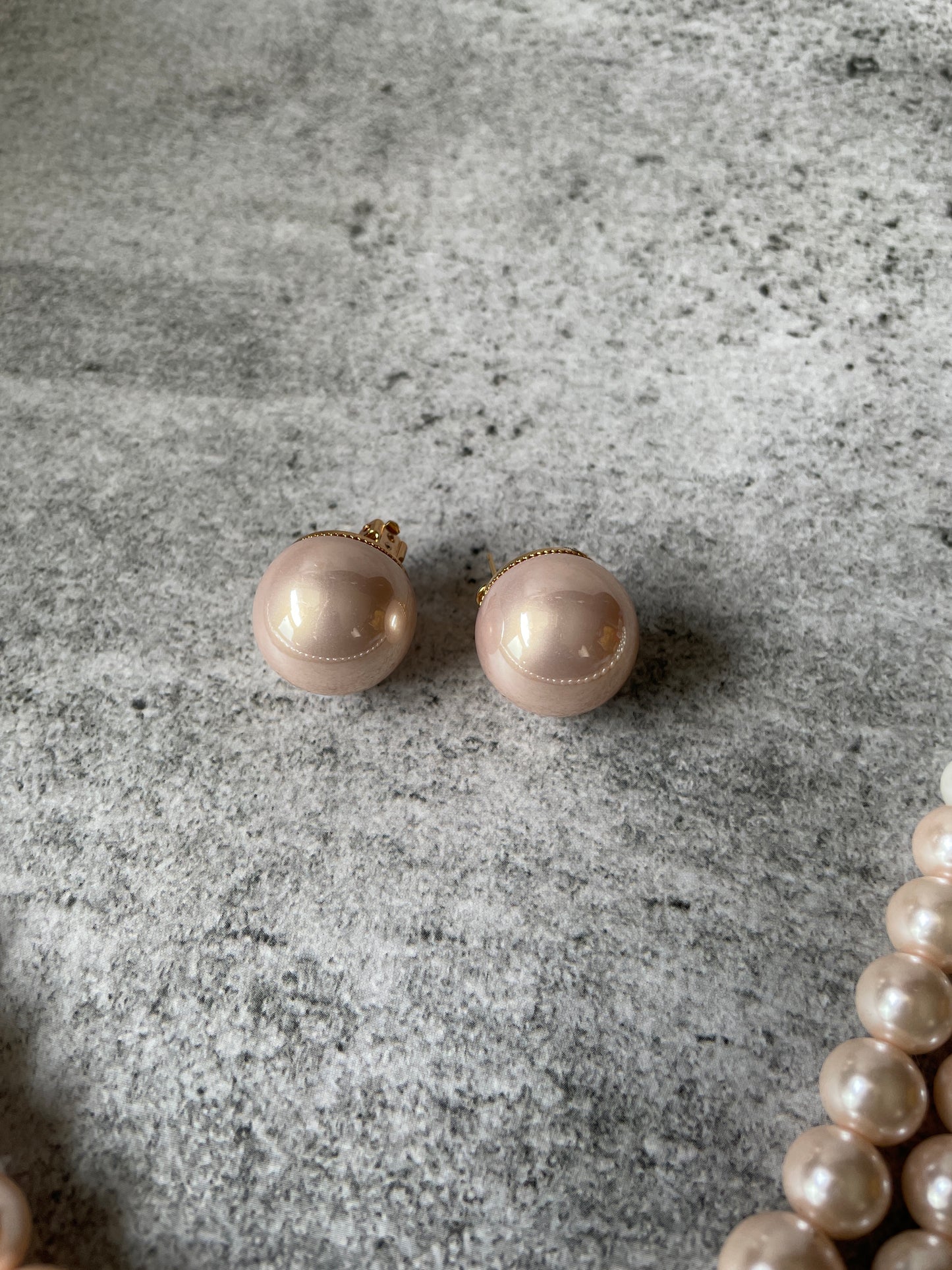 Layered Off White Pearl Necklace Set