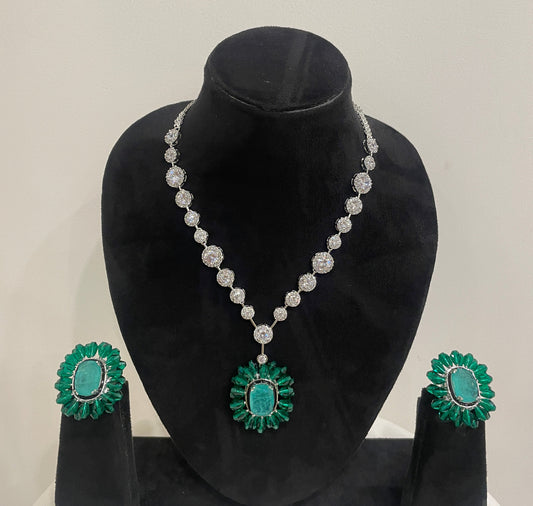 Green Crystal Necklace Set with Zircon Studded String