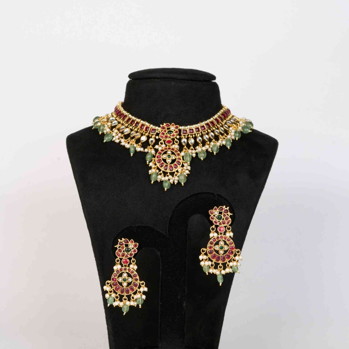 Red Semi Precious Stones and Green Beads Necklace Set