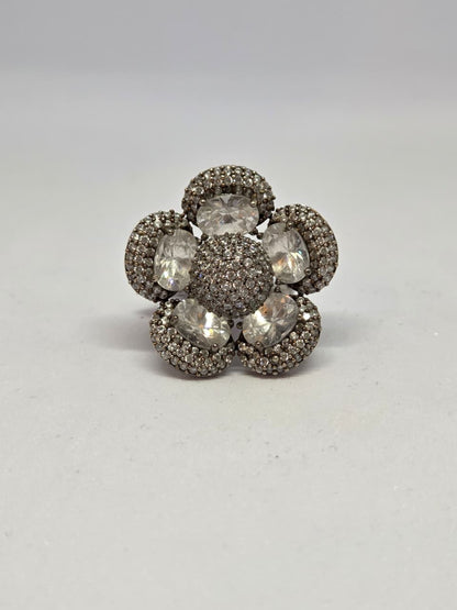 Zircon Embellished Flower Ring