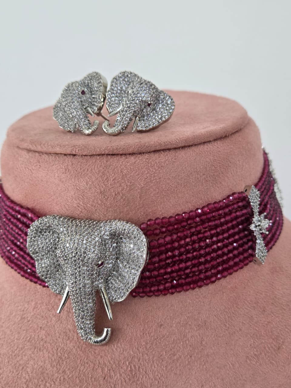 Zircon Elephant Motif Beaded Choker Necklace Set