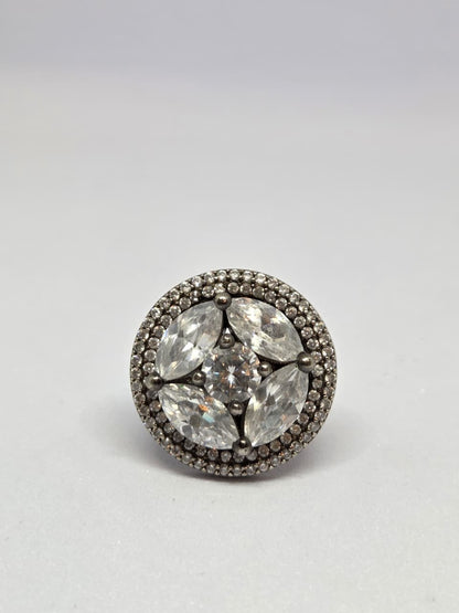 Black Rhodium Finish Flower Zircon Ring