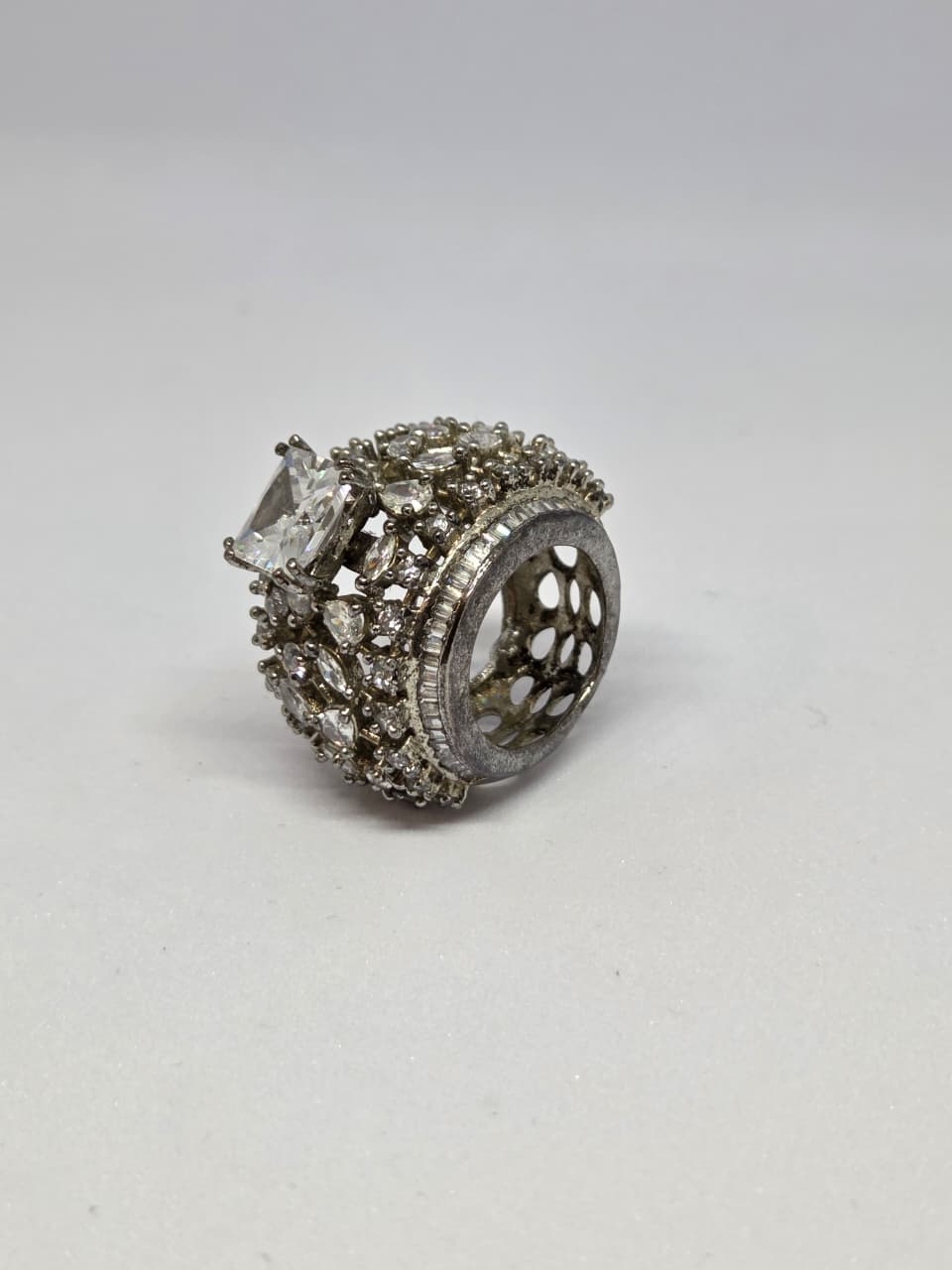 White Finish Zircon Classic Statement Ring