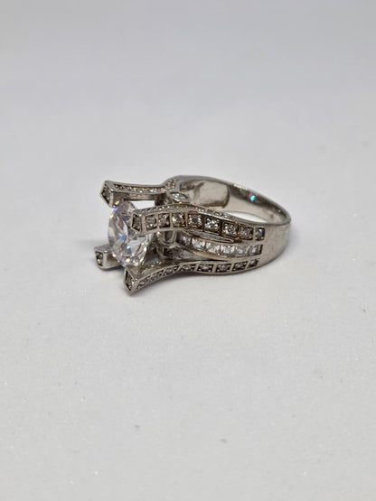 Solitaire Zircon Ring