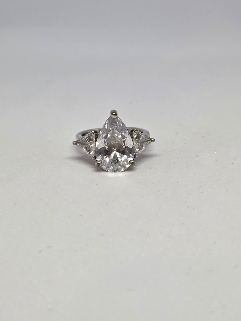 Pear Solitaire Side Stone Zircon Ring