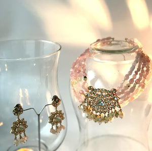 Pastel Pink Tumbled Stone Kundan Necklace Set